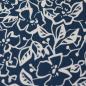 Preview: Stretch-Satin Martha, naturweiße Blumen auf petrol
